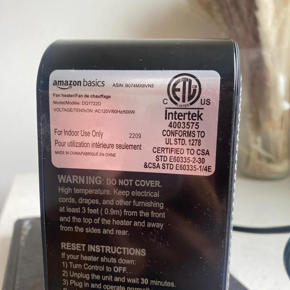 Amazon essentials Space Heater for Indoor Use Electric Fireplace - Picture 1 of 6